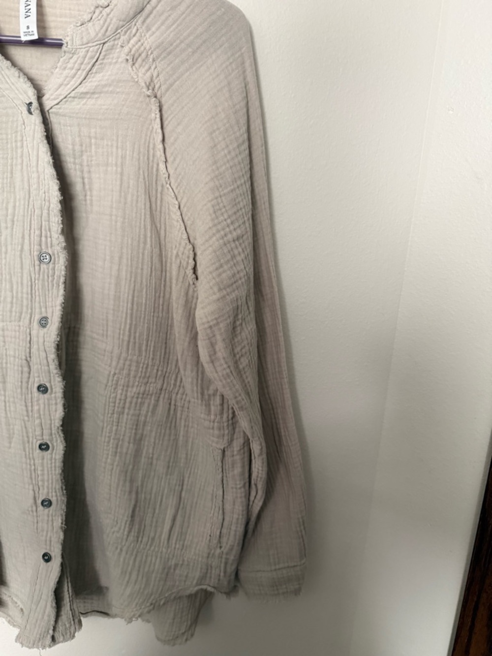 Zenana Gauze Button Down Shacket Top Small Neutral Raw Hem Boho Oversized - Picture 4 of 11